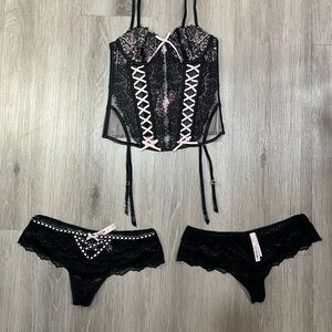 Victoria’s Secret Corset Lingerie Set – Black Lace – NWT